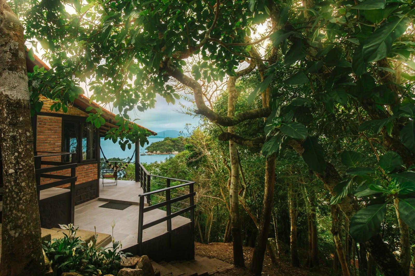 Ambiente e detalhes da Cabana Odoyá